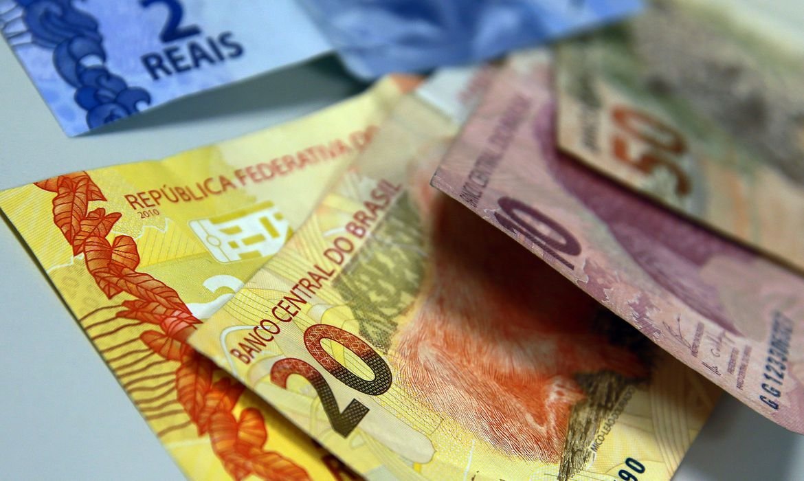 Governo Central termina primeiro semestre com déficit de R$ 53,7 bi
